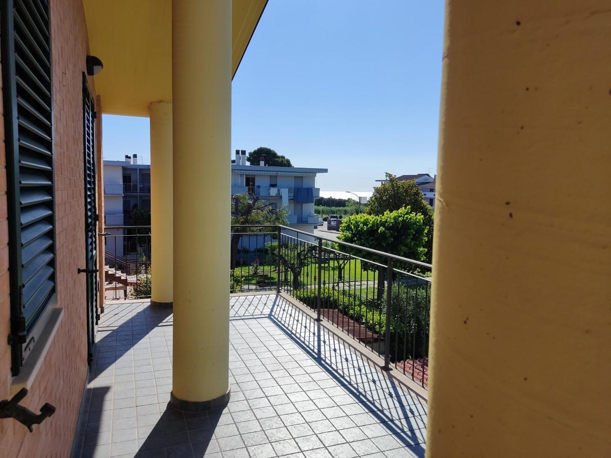 Casavacanze Azzurro Mare Porto SantʼElpidio Εξωτερικό φωτογραφία
